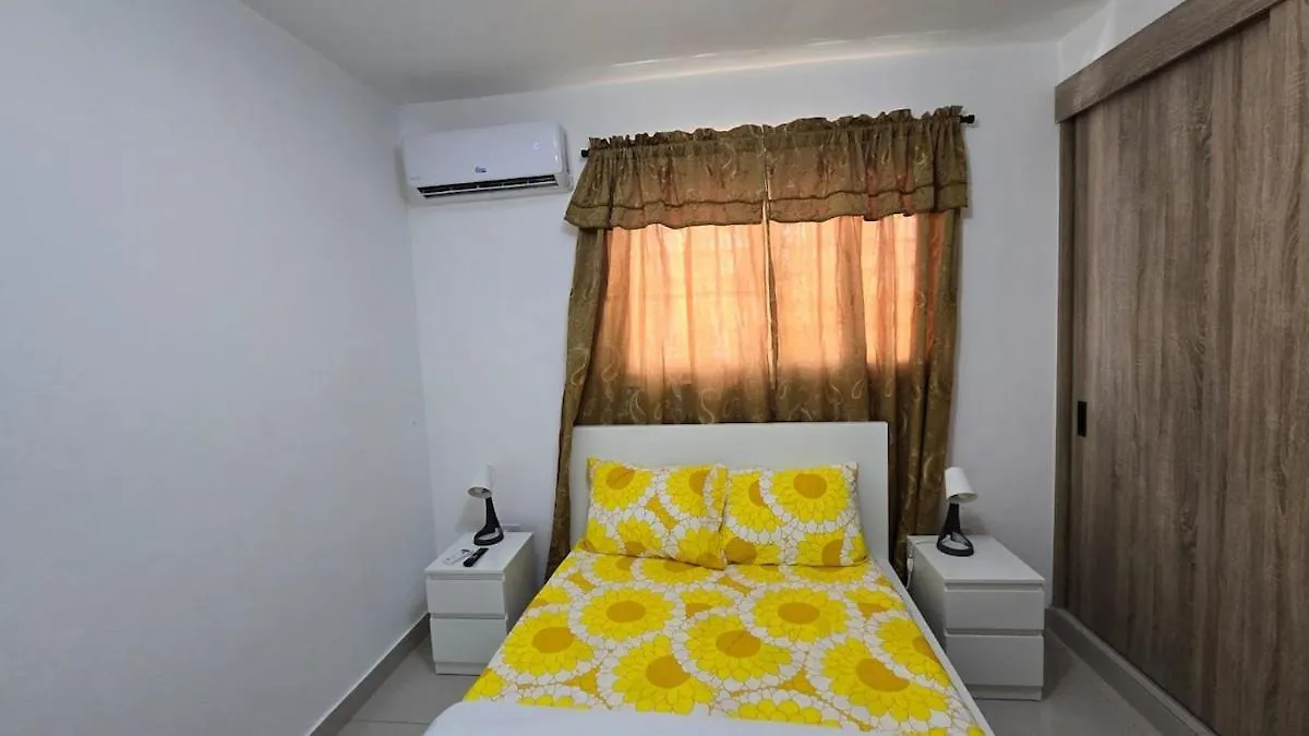 Cozy 3 Bedroom Apartment La Viva