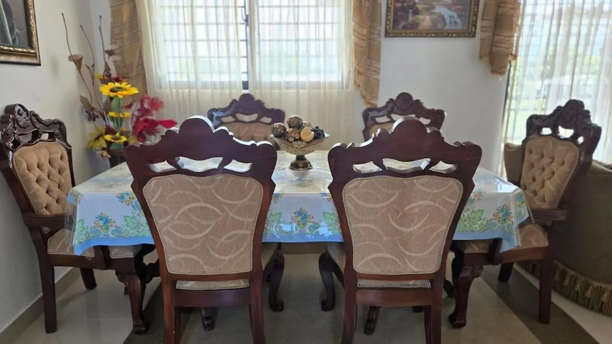 Cozy 3 Bedroom Apartment La Viva 0*,
