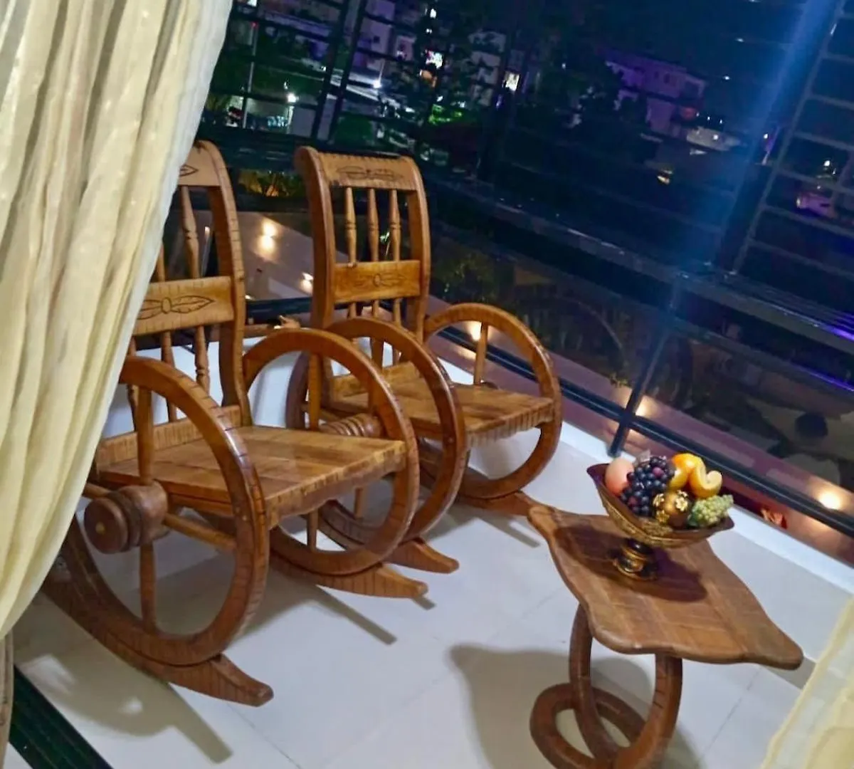 Cozy 3 Bedroom Apartment La Viva