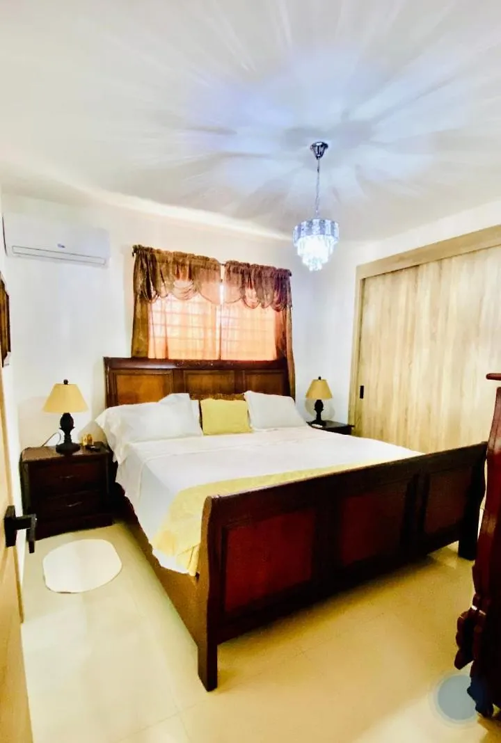 Cozy 3 Bedroom Apartment La Viva 0*,